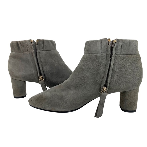 Clarks Grey Suede Ankle Booties Elastic Cuff - Picture 4 of 8
